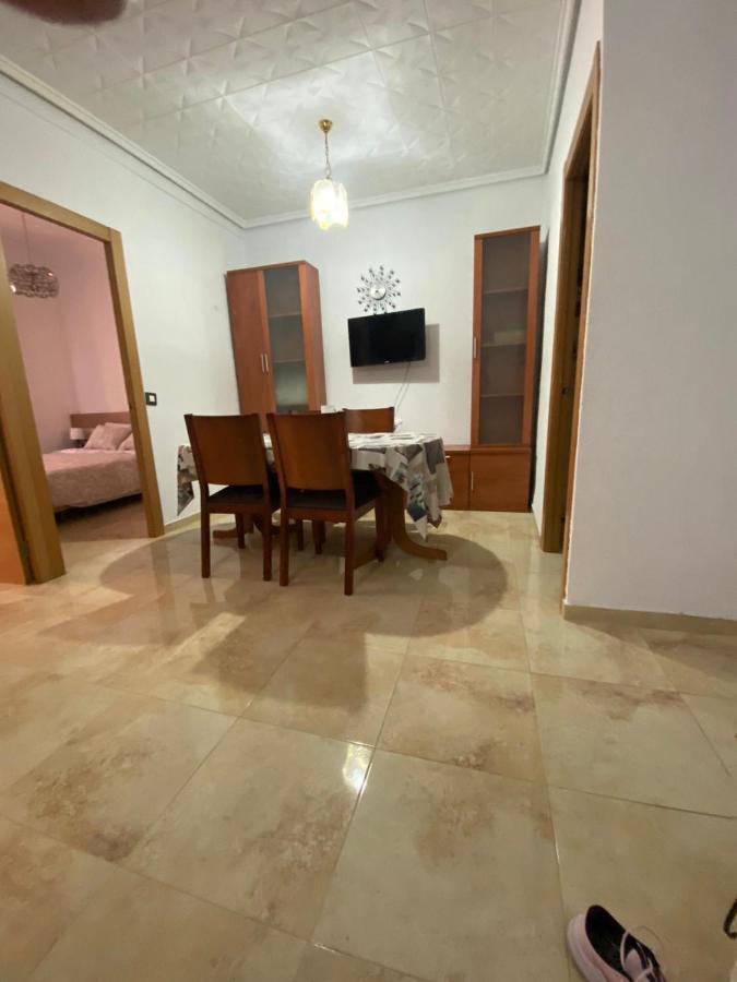 Valencia Cerca Al Puerto Shared Apartment Exteriör bild
