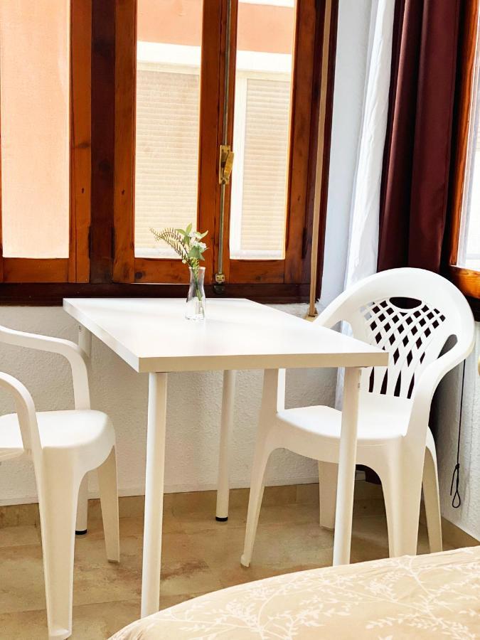 Valencia Cerca Al Puerto Shared Apartment Exteriör bild